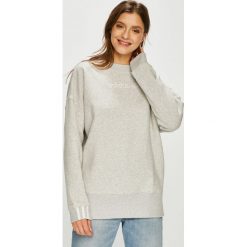Adidas Originals - Bluza. Szare bluzy damskie adidas Originals, z aplikacjami, z bawełny, bez ramiączek, bez kaptura. W wyprzedaży za 199.90 zł.