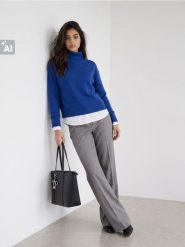 Sweter z golfem - niebieski. Niebieskie swetry nierozpinane damskie Sinsay, l, bez wzorów, bez kołnierzyka, bez ramiączek. Za 49.99 zł.