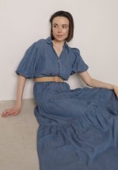 Jasnoniebieska Sukienka Koszulowa z Wiskozą Bufiastymi Rękawami i Plecionym Paskiem Eriflara. Niebieskie sukienki damskie Born2be, m, w ażurowe wzory, z jeansu, eleganckie, bez kołnierzyka, bez ramiączek, maxi, koszulowe. Za 179.99 zł.