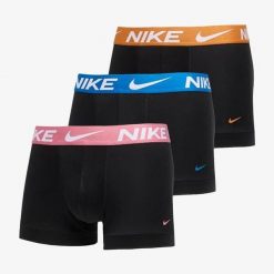 Bokserki Nike Trunk 3 szt. KE1156 067 Czarny. Czarne bokserki męskie Nike, bez wzorów. Za 177.62 zł.