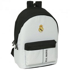 Real Madryt plecak sportowy z miejscem na laptopa biały. Białe plecaki męskie REAL MADRID, bez wzorów, z materiału, sportowe. Za 199.00 zł.