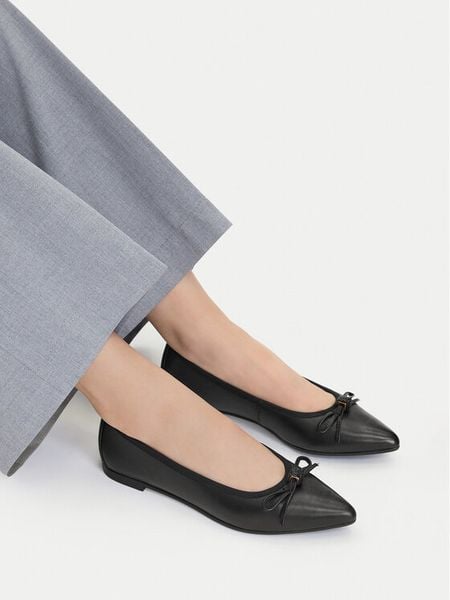 Lasocki Baleriny CEO-RST-ROSE-75 Czarny. Czarne balerinki damskie Lasocki, bez wzorów, ze skóry, bez obcasa, bez zapięcia. Za 179.99 zł.
