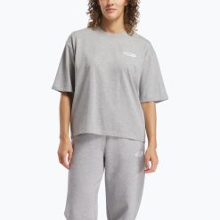 Koszulka Reebok Ide Brand Proud Tee. Szare bluzki damskie REEBOK FITNESS, bez wzorów, sportowe, bez kołnierzyka, bez ramiączek. Za 65.99 zł.