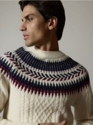 Sweter z wełną - wielobarwny. Swetry męskie Reserved, l, bez wzorów, z dzianiny, bez kołnierzyka, bez ramiączek. W wyprzedaży za 129.99 zł.