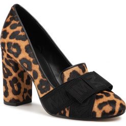Półbuty MICHAEL MICHAEL KORS - Ames Pump 40F9AMHP1H Butterscotch. Brązowe półbuty damskie MICHAEL Michael Kors, bez wzorów, z materiału, eleganckie, bez obcasa, na obcasie, bez zapięcia. Za 799.00 zł.