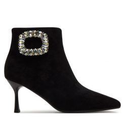 Botki GOE. Czarne botki damskie GOE, bez wzorów, bez obcasa, na szpilce, bez zapięcia. Za 479.99 zł.