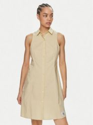 Calvin Klein Jeans Sukienka koszulowa J20J223057 Zielony Regular Fit. Zielone sukienki damskie Calvin Klein Jeans, s, bez wzorów, z bawełny, bez kołnierzyka, bez ramiączek, koszulowe. Za 239.99 zł.