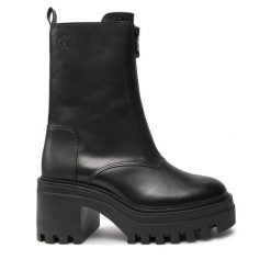 Botki Calvin Klein Jeans. Czarne botki damskie Calvin Klein Jeans, bez wzorów, z jeansu, bez obcasa, na słupku, bez zapięcia. Za 749.99 zł.