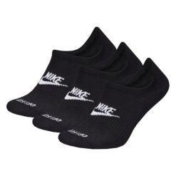 Skarpety Unisex Dla Dorosłych Everyday Plus Z Amortyzacją (zestaw 3 Sztuk). Czarne skarpetki damskie Nike, bez wzorów. Za 107.99 zł.