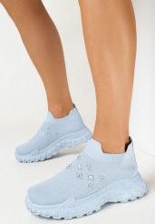 Jasnoniebieskie Wsuwane Buty Sportowe z Cyrkoniami na Grubej Podeszwie Adisyna. Niebieskie obuwie sportowe damskie Born2be, bez wzorów, bez zapięcia. Za 64.99 zł.