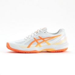 Buty halowe damskie ASICS Gel Court Hunter 4. Obuwie sportowe damskie Asics, bez wzorów, z materiału, bez zapięcia, na fitness i siłownię. W wyprzedaży za 279.99 zł.