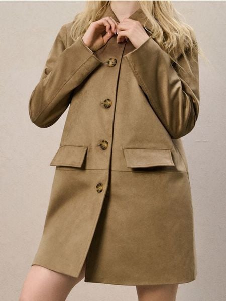 Płaszcz - zielony. Zielone płaszcze damskie Sinsay, l, bez wzorów, bez kołnierzyka, bez kaptura. W wyprzedaży za 59.99 zł.