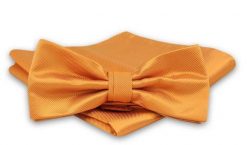 Ciemna Żółta Mucha Męska -ALTIES- z Taką Samą Poszetką, w Drobny Prążek, Jednokolorowa. Żółte krawaty i muchy Alties, bez wzorów, eleganckie. Za 54.00 zł.