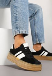Czarne Sneakersy Kultowe Tenisówki z Ozdobnymi Paskami Vandell. Czarne trampki i tenisówki damskie Renee, bez wzorów, z jeansu, bez zapięcia. Za 109.99 zł.