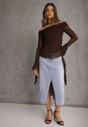 Niebieska Spódnica Jeansowa z Bawełną High Waist i Rozcięciem na Nogę Cinadessa. Niebieskie spódnice damskie Renee, na co dzień, l, bez wzorów, z bawełny, z podwyższonym stanem, midi. Za 99.99 zł.