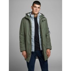 Parka w kolorze khaki. Brązowe parki męskie Jack & Jones, l, z aplikacjami, bez kołnierzyka, bez kaptura. W wyprzedaży za 379.95 zł.