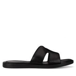 Klapki Lasocki. Czarne klapki damskie Lasocki, bez wzorów, bez obcasa, bez zapięcia. Za 99.99 zł.