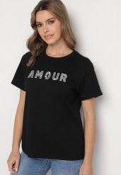 Czarny T-shirt z Bawełny Ozdobiony Haftowanym Napisem z Cekinami Marisiana. Czarne t-shirty damskie Born2be, m, bez wzorów, z bawełny, glamour, bez kołnierzyka, bez ramiączek. Za 34.99 zł.