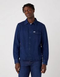 MĘSKA KOSZULA JEANSOWA WRANGLER LS OVERSHIRT DARK INDIGO W5J8N3X1E 112130194. Niebieskie koszule męskie Wrangler, m, bez wzorów, z jeansu, bez kołnierzyka, bez ramiączek. Za 149.99 zł.