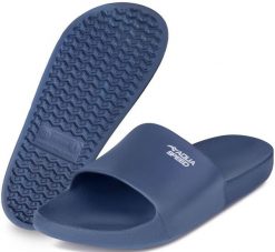 Klapki basenowe Aqua Speed Ohio. Czarne klapki męskie Aqua-Speed, bez wzorów, z materiału, bez zapięcia. Za 59.99 zł.