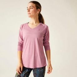 Koszulka damska Discern Active. Czerwone bluzki damskie Dare 2B, bez wzorów, casualowe, bez kołnierzyka, bez ramiączek. Za 169.00 zł.