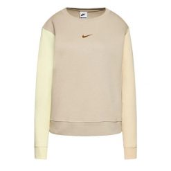Damska Bluza sportowa Nike Swoosh W. Czarne bluzy damskie Nike, bez wzorów, sportowe, bez ramiączek, bez kaptura. Za 189.00 zł.