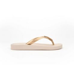 Klapki damskie Ipanema Anatomica Tan. Brązowe klapki damskie Ipanema, bez wzorów, z materiału, klasyczne, bez obcasa, bez zapięcia. Za 129.00 zł.