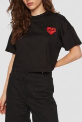 KARL LAGERFELD Czarny damski top Hearts Cropped. Czarne topy damskie KARL LAGERFELD, xs, bez wzorów, z materiału, bez kołnierzyka, bez ramiączek. W wyprzedaży za 289.99 zł.