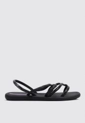 Sandały damskie Ipanema 27135AV559. Czarne sandały damskie Ipanema, bez wzorów, z materiału, bez obcasa, bez zapięcia. Za 73.99 zł.