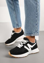 Czarne Sneakersy z Geometrycznym Motywem Avelretis. Czarne obuwie sportowe damskie Born2be, bez wzorów, z jeansu, bez zapięcia. Za 89.99 zł.