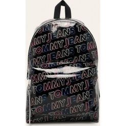 Tommy Jeans - Plecak. Czarne plecaki damskie Tommy Jeans, bez wzorów, z jeansu. Za 519.90 zł.