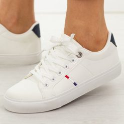 Białe trampki damskie Potocki 16393. Białe obuwie sportowe damskie POTOCKI, na jesień, bez wzorów, z dresówki, z okrągłym noskiem, bez zapięcia. W wyprzedaży za 122.32 zł.