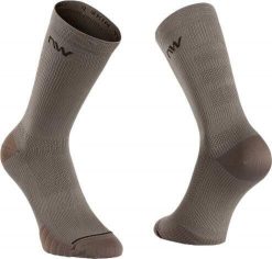 Skarpetki Northwave Extreme Pro. Brązowe skarpetki damskie Northwave, bez wzorów, z poliamidu. Za 123.50 zł.