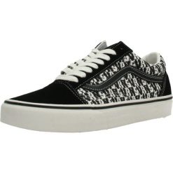 Buty VANS OLD SKOOL Czarny. Czarne buty zimowe męskie Vans, bez wzorów, ze skóry, bez obcasa, bez zapięcia. Za 354.99 zł.