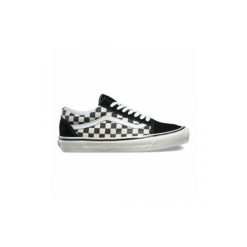 Obuwie sportowe Mężczyzna VANS UA Old Skool. Czarne buty sportowe męskie Vans, bez wzorów, z materiału, bez zapięcia. Za 403.82 zł.