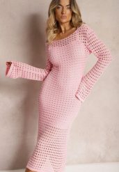 Różowa Sukienka Dzianinowa Midi w stylu Boho z Głębokim Dekoltem na Plecach Moralie. Czerwone sukienki damskie Renee, na co dzień, bez wzorów, z dzianiny, boho, bez kołnierzyka, bez ramiączek, midi, proste. Za 89.99 zł.