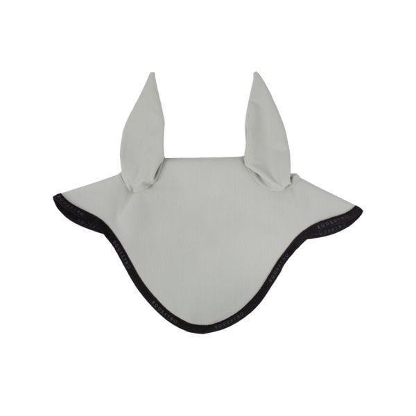 Czapka z muchą dla koni Equestro Gp. Czarne czapki damskie EQUESTRO, bez wzorów, z poliamidu, eleganckie. Za 88.90 zł.