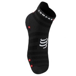 Skarpety Compressport Pro Racing Socks v4.0 Ultralight Run Low. Czarne skarpetki damskie Compressport, bez wzorów. Za 70.99 zł.