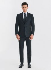 PAKO LORENTE - Wełniany czarny garnitur męski. Czarne garnitury męskie Pako Lorente, m, bez wzorów, z wełny, biznesowe. Za 2,499.98 zł.