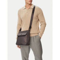Saszetka Beverly Hills Polo Club. Szare saszetki i nerki męskie Beverly Hills Polo Club, bez wzorów. Za 149.99 zł.