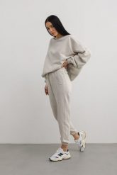Spodnie dresowe typu jogger w kolorze SILVER MOON - DRIPS-S. Szare spodnie dresowe damskie Marsala, bez wzorów, z bawełny, eleganckie. Za 259.90 zł.