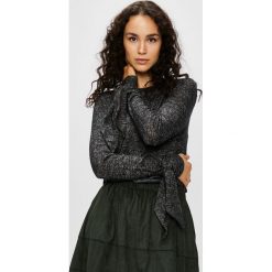 Noisy May - Sweter. Czarne swetry nierozpinane damskie Noisy May, m, bez wzorów, z dzianiny, bez kołnierzyka, bez ramiączek. W wyprzedaży za 69.90 zł.
