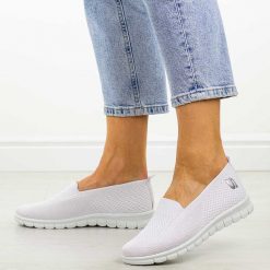 Białe sportowe buty damskie Potocki 16327. Białe obuwie sportowe damskie POTOCKI, na lato, bez wzorów, z tkaniny, bez zapięcia, na fitness i siłownię. Za 89.00 zł.