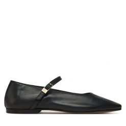 Baleriny Tommy Hilfiger. Czarne balerinki damskie Tommy Hilfiger, bez wzorów, bez obcasa, bez zapięcia. Za 479.99 zł.
