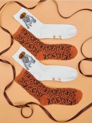 Skarpetki z motywem halloween - wielobarwny. Skarpety męskie Sinsay, bez wzorów. W wyprzedaży za 5.99 zł.