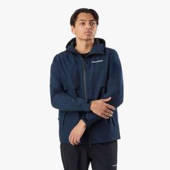 Kurtka przeciwdeszczowa turystyka męska Swedemount Tjörn Rain Jacket wodoodporny. Niebieskie kurtki męskie SWEDEMOUNT, m, bez wzorów, bez kaptura. Za 329.99 zł.