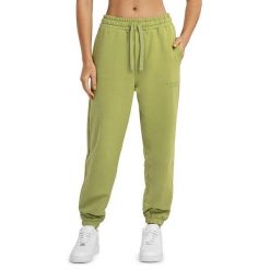 Spodnie dresowe Lifestyle damskie SIROKO Amakihi-W. Zielone spodnie dresowe damskie SIROKO, bez wzorów, z dresówki, sportowe, na fitness i siłownię. Za 190.00 zł.